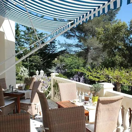 La Petite Raphaelle - 4 Chambres, Ac, Swimming Pool, Garden Saint-Raphaël